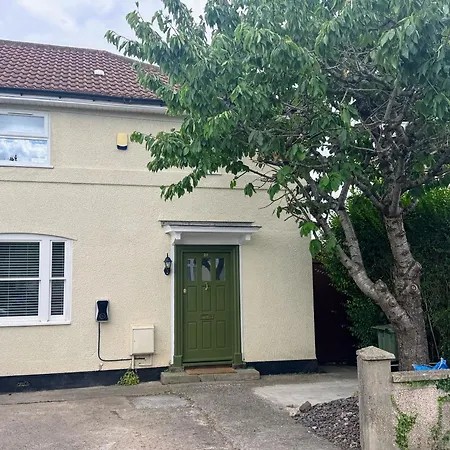 Bishopston Family | 3 Beds & Parking Bristol